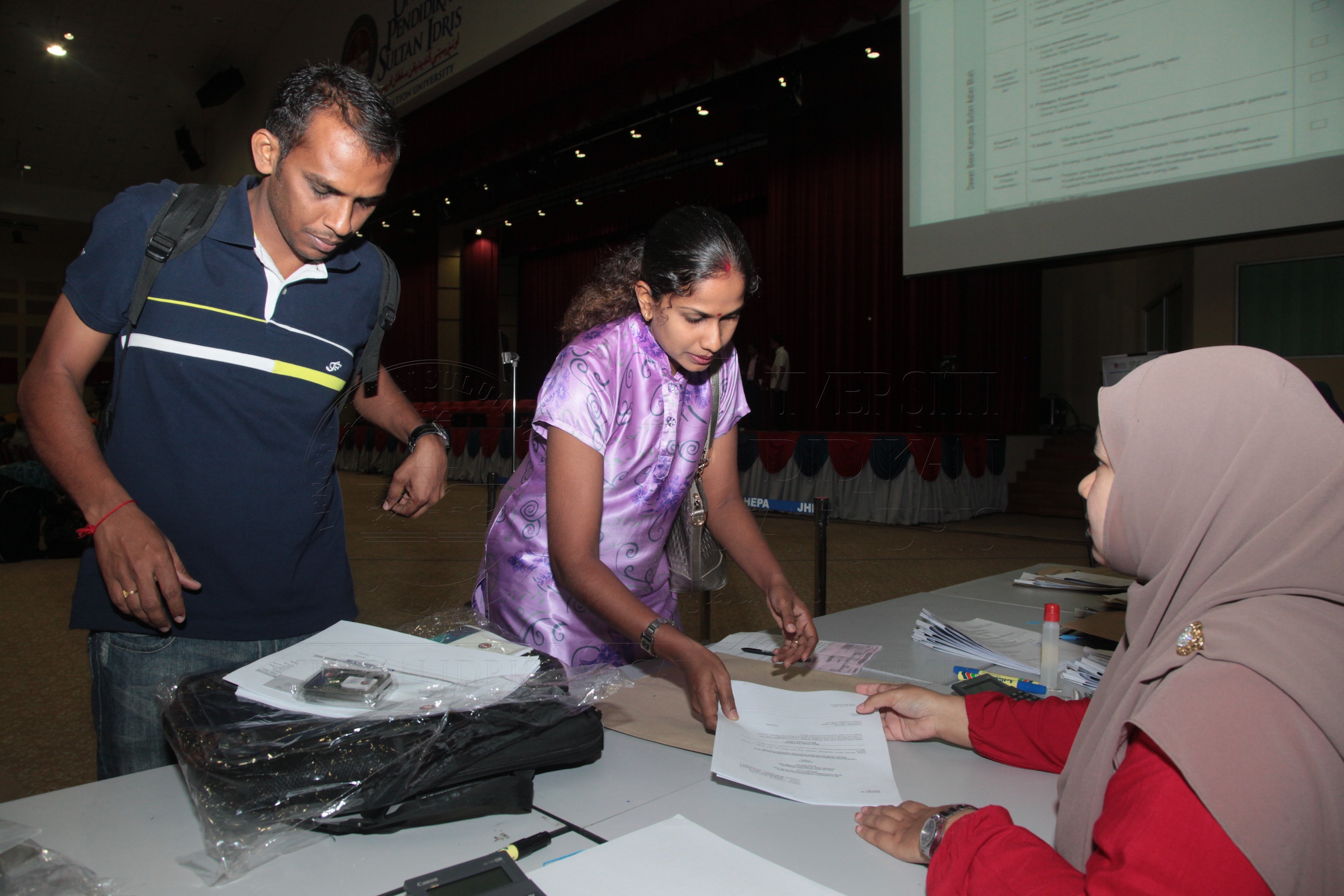 PRO16 16 siswazah IMG 0130